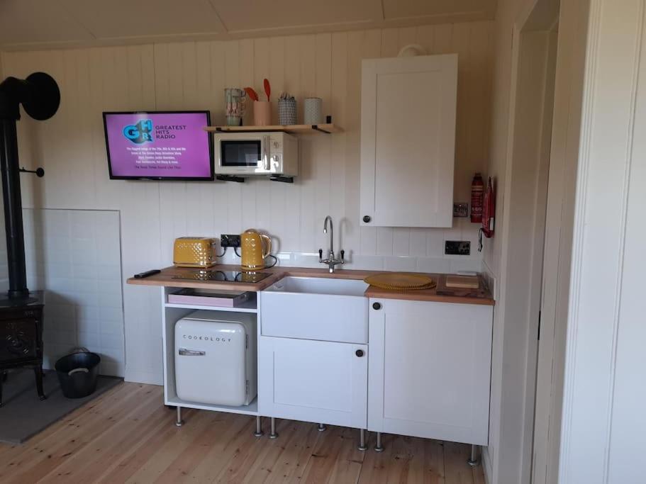 Dinky's Den Lejlighed Coverack Eksteriør billede